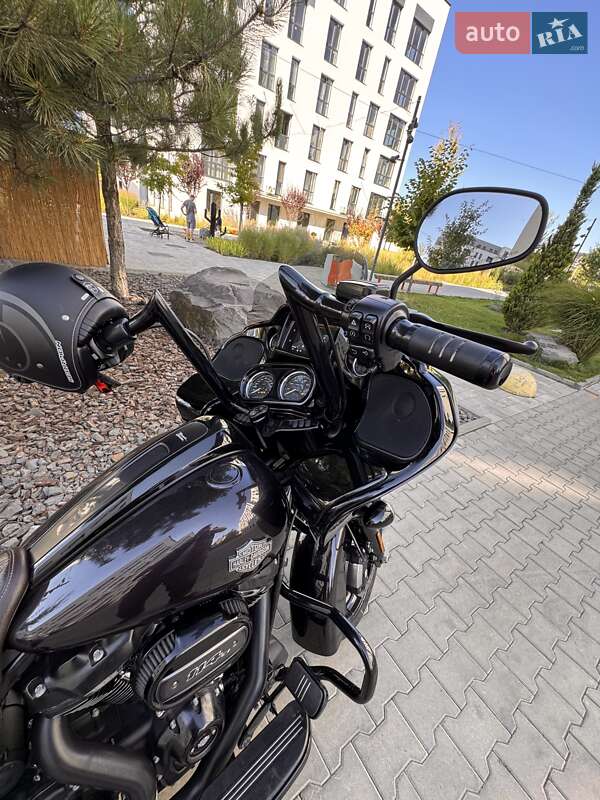 Мотоцикл Круизер Harley-Davidson Road Glide 2021 в Ужгороде