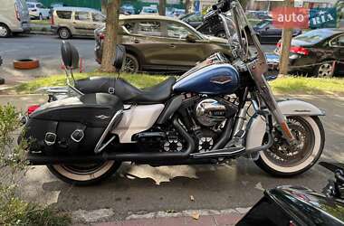 Мотоцикл Круизер Harley-Davidson Road King 2015 в 