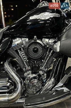 Мотоцикл Круизер Harley-Davidson Road King 2010 в 