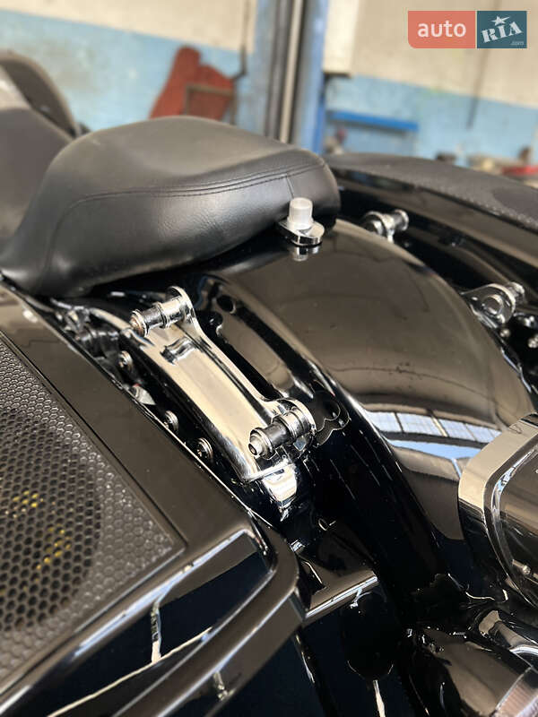 Мотоцикл Круізер Harley-Davidson Road King 2010 в Одесі фото 4 Мотоцикл Круізер Harley-Davidson Road King 2010 в Одесі