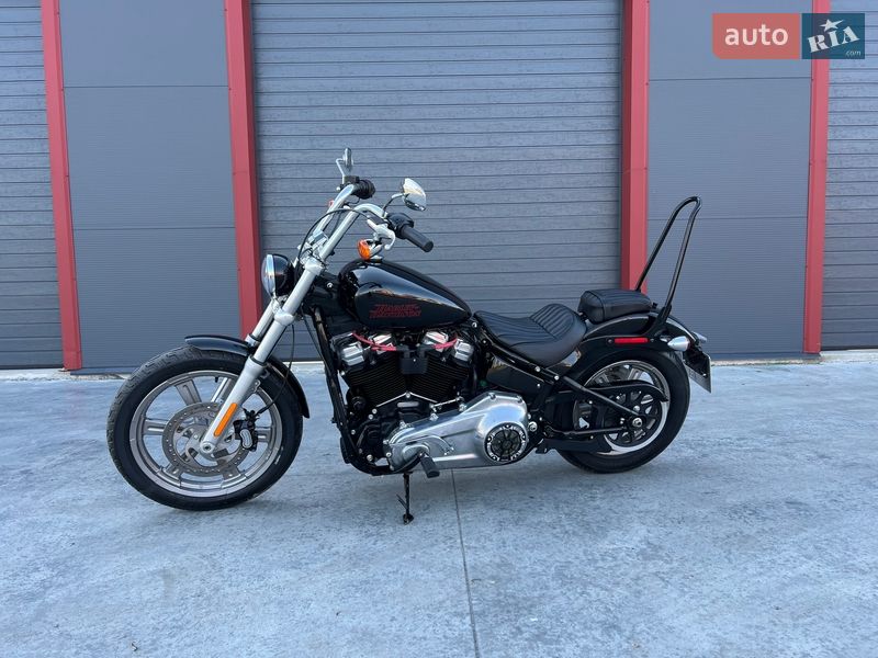 Harley-Davidson Softail Standard 2023