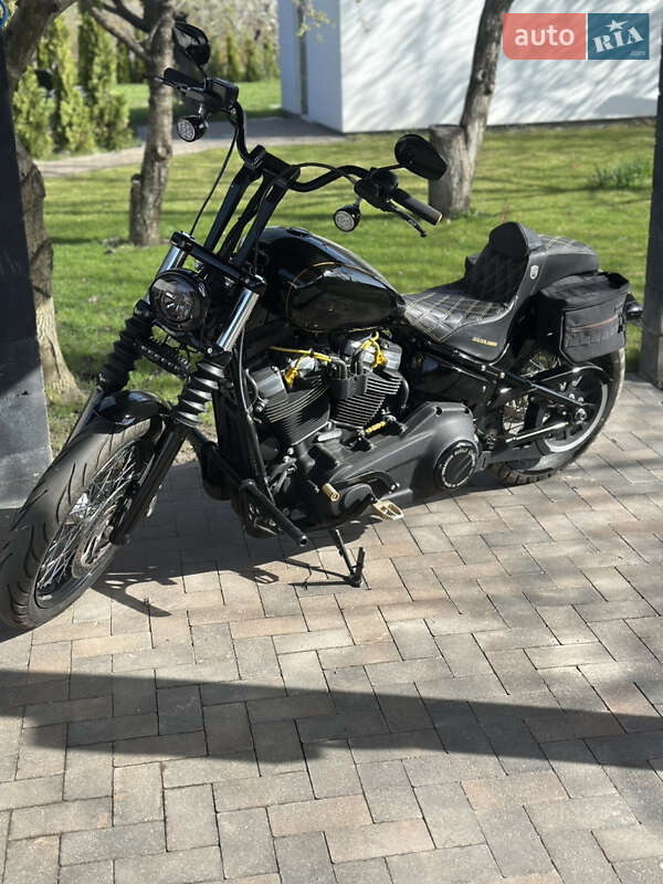 Мотоцикл Классик Harley-Davidson Street Bob 2020 в Ровно
