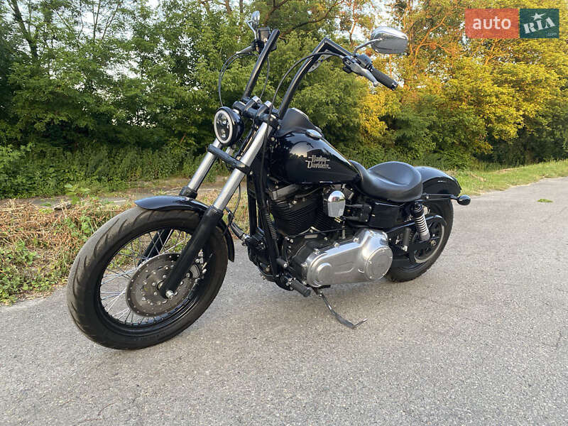 Мотоцикл Кастом Harley-Davidson Street Bob 2015 в 