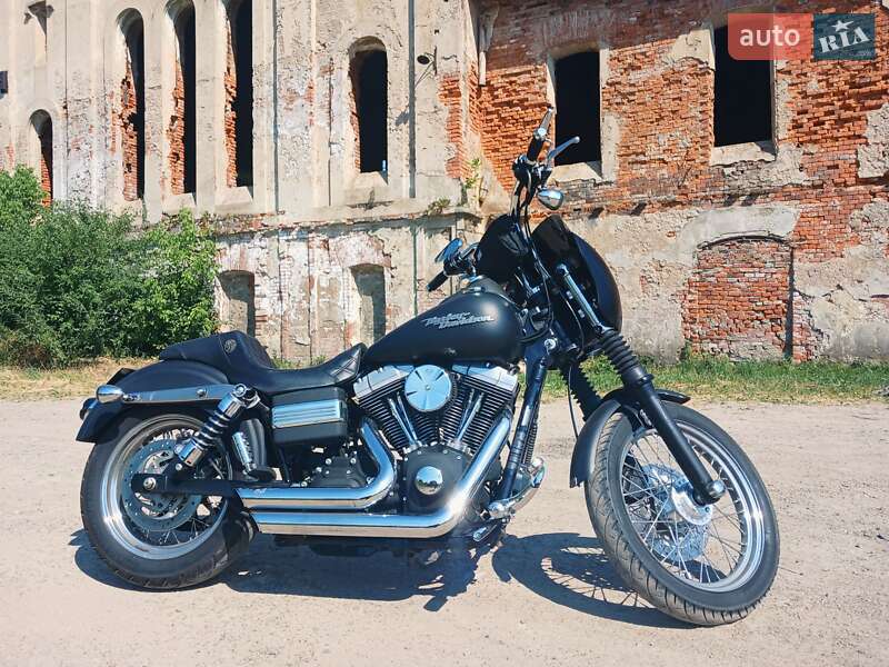 Мотоцикл Классик Harley-Davidson Street Bob 2006 в 