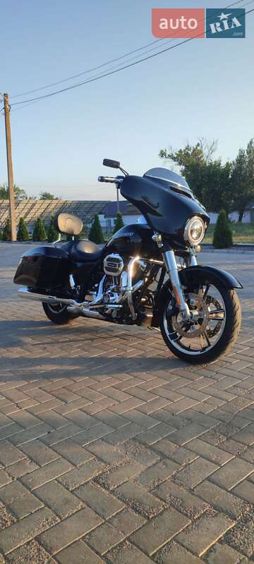 Мотоцикл Круізер Harley-Davidson Street Glide 2015 в Дніпрі