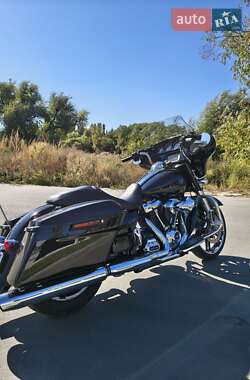 Мотоцикл Туризм Harley-Davidson Street Glide 2018 в 