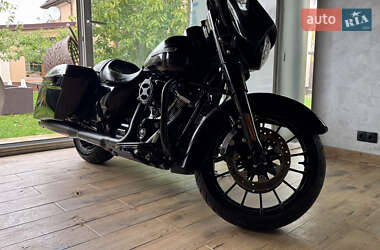 Мотоцикл Круизер Harley-Davidson Street Glide 2019 в 