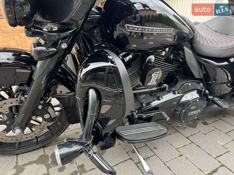 Мотоцикл Круізер Harley-Davidson Street Glide 2018 в Ужгороді