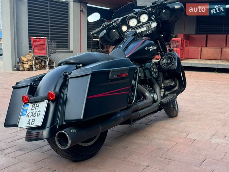 Мотоцикл Чоппер Harley-Davidson Street Glide 2010 в Одессе