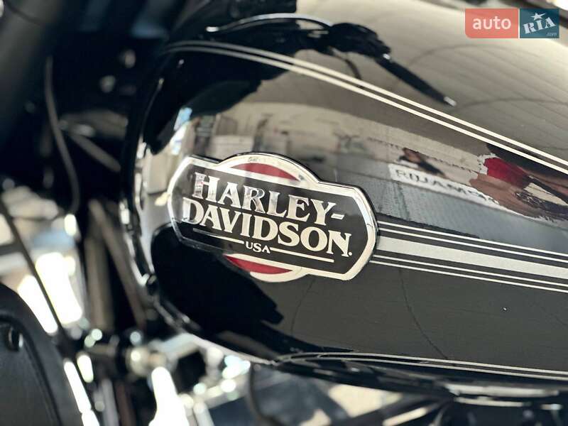Мотоцикл Многоцелевой (All-round) Harley-Davidson Tri Glide Ultra 2013 в Киеве