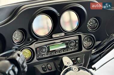 Мотоцикл Многоцелевой (All-round) Harley-Davidson Tri Glide Ultra 2013 в 