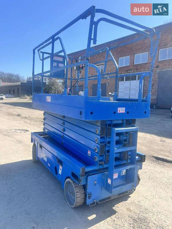 Підйомник Haulotte Compact 14 2011 в Львові фото 9 Підйомник Haulotte Compact 14 2011 в Львові