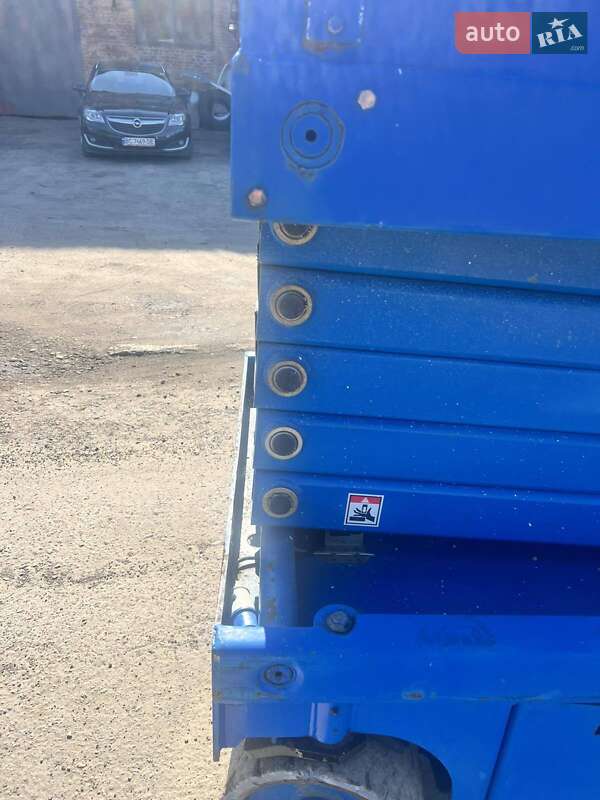 Підйомник Haulotte Compact 14 2011 в Львові фото 13 Підйомник Haulotte Compact 14 2011 в Львові