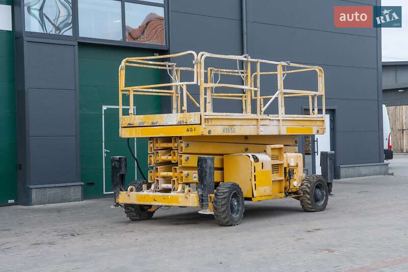 Ножичний підйомник Haulotte H 2007 в Житомирі