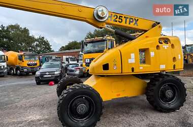 Коленчатый подьемник Haulotte H 2008 в Киеве