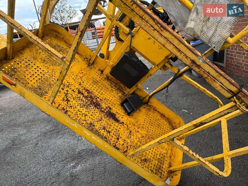 Колінчатий підйомник Haulotte H 2008 в Києві