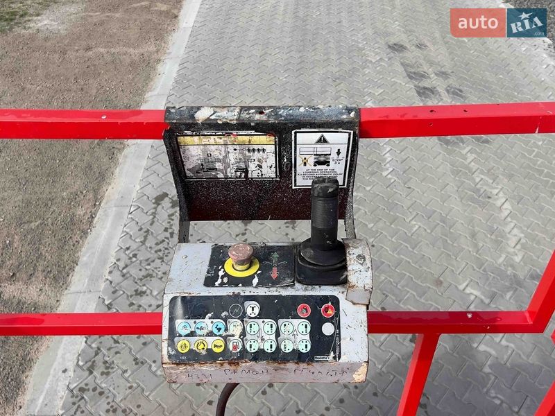 Ножничный подъемник Haulotte H 2003 в Житомире