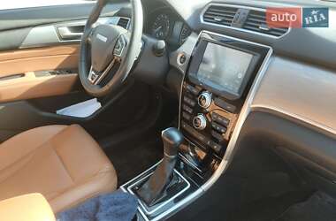 Внедорожник / Кроссовер Haval H2 2020 в 