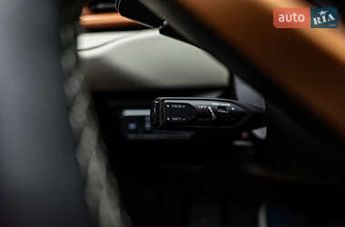Позашляховик / Кросовер Haval H6 HEV 2022 в 