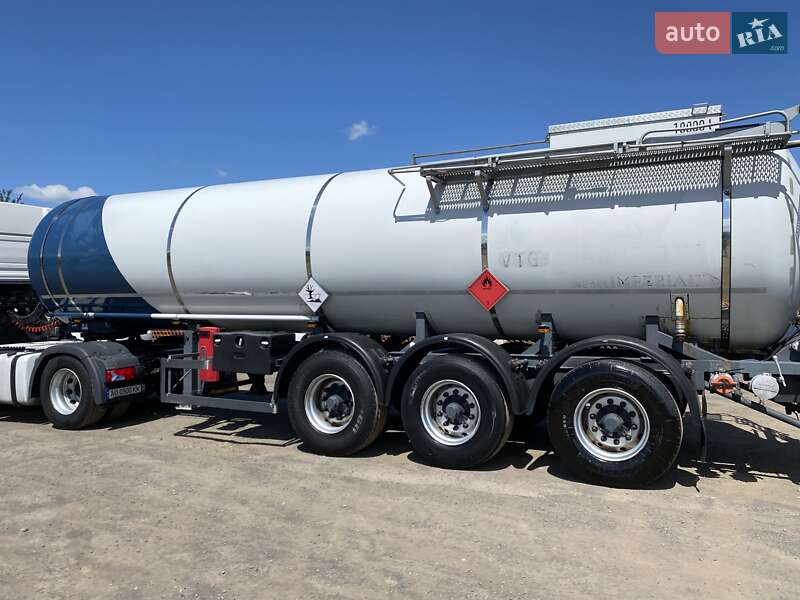 Цистерна Hendricks Goch 2003 в Хусте фото 13 Цистерна Hendricks Goch 2003 в Хусте