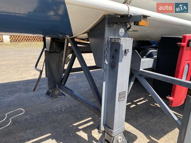 Цистерна Hendricks Goch 2003 в Хусте фото 35 Цистерна Hendricks Goch 2003 в Хусте