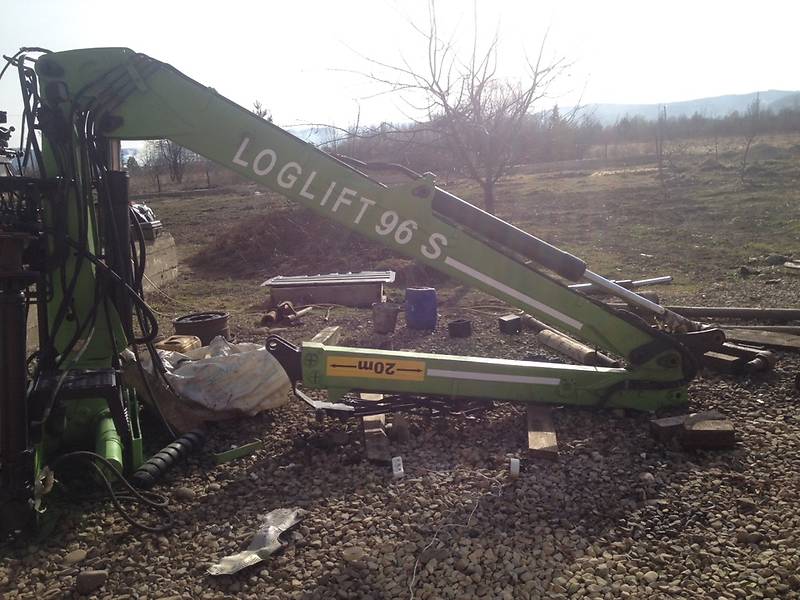 Кран-манипулятор HIAB Loglift 2006 в 