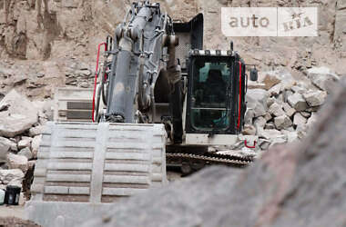 Гусеничный экскаватор Hidromek HMK 2025 в 