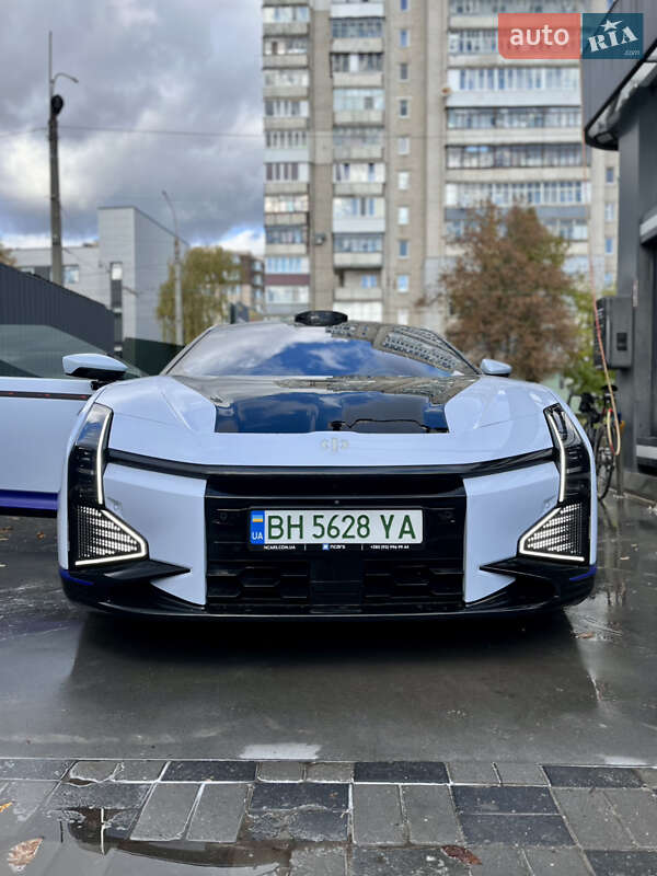 Лимузин HiPhi Z 2023 в Хмельницком фото 12 Лимузин HiPhi Z 2023 в Хмельницком