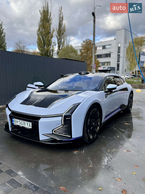 Лимузин HiPhi Z 2023 в Хмельницком фото 16 Лимузин HiPhi Z 2023 в Хмельницком