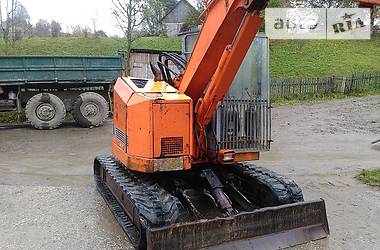 Экскаватор Hitachi EX 1996 в Рахове