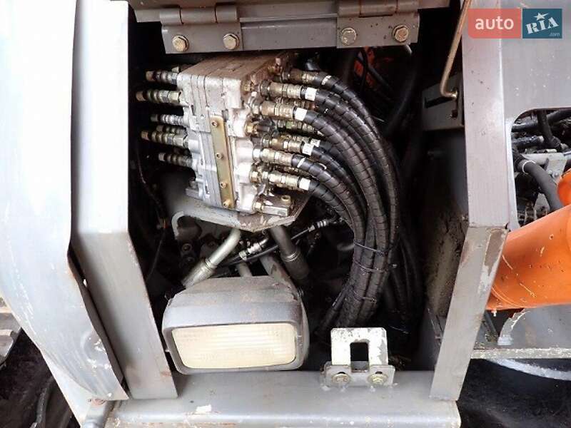 Гусеничний екскаватор Hitachi ZAXIS 2007 в Одесі