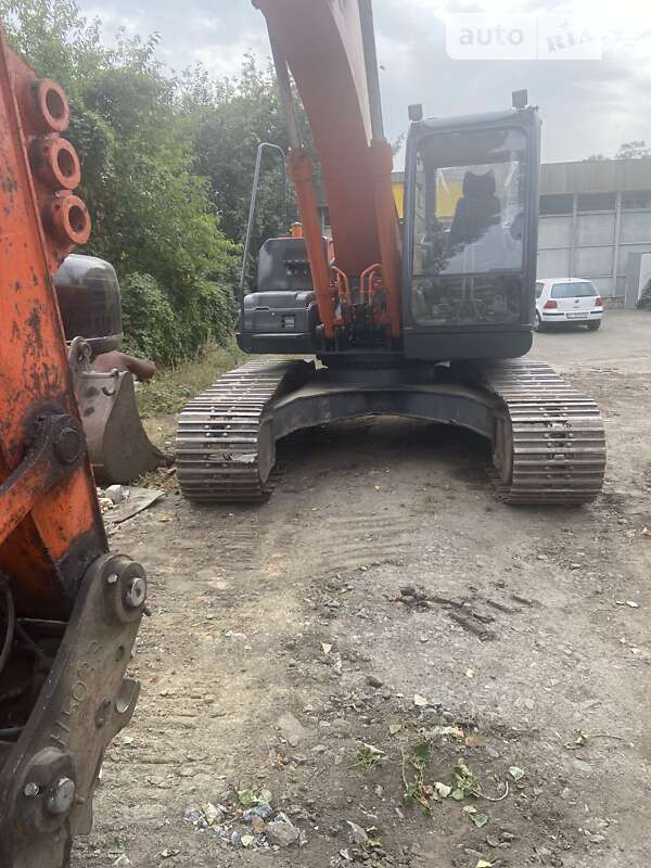 Гусеничний екскаватор Hitachi ZAXIS 2007 в Києві
