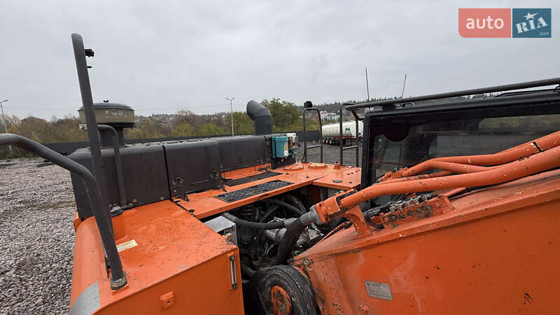 Гусеничный экскаватор Hitachi ZAXIS 2015 в Киеве