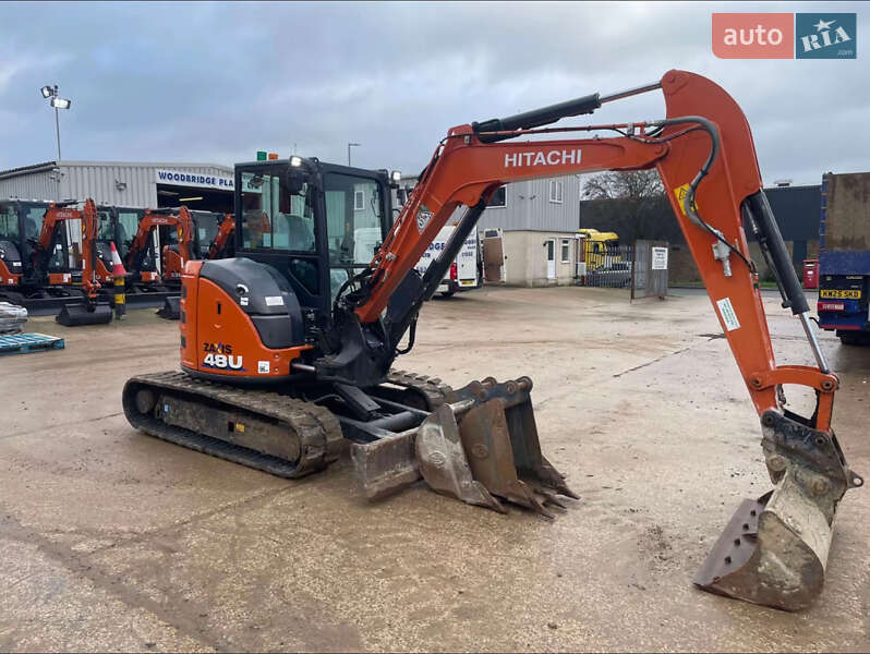 Миниэкскаватор Hitachi ZAXIS 2021 в Монастыриске