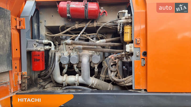 Гусеничный экскаватор Hitachi ZX 210LC-5B 2018 в Одессе фото 14 Гусеничный экскаватор Hitachi ZX 210LC-5B 2018 в Одессе