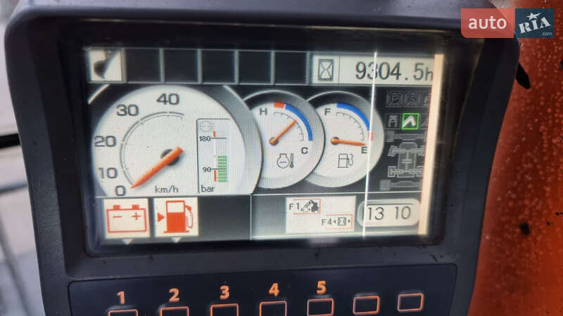 Колісний екскаватор Hitachi ZX 210LC-5B 2010 в Одесі фото 24 Колісний екскаватор Hitachi ZX 210LC-5B 2010 в Одесі