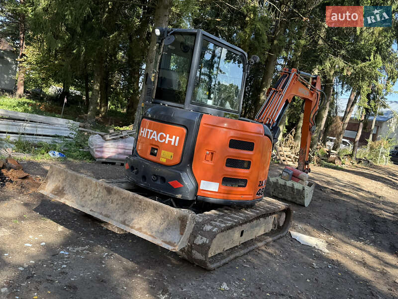 Миниэкскаватор Hitachi ZX 48 U-3 2015 в Сходнице фото 3 Миниэкскаватор Hitachi ZX 48 U-3 2015 в Сходнице
