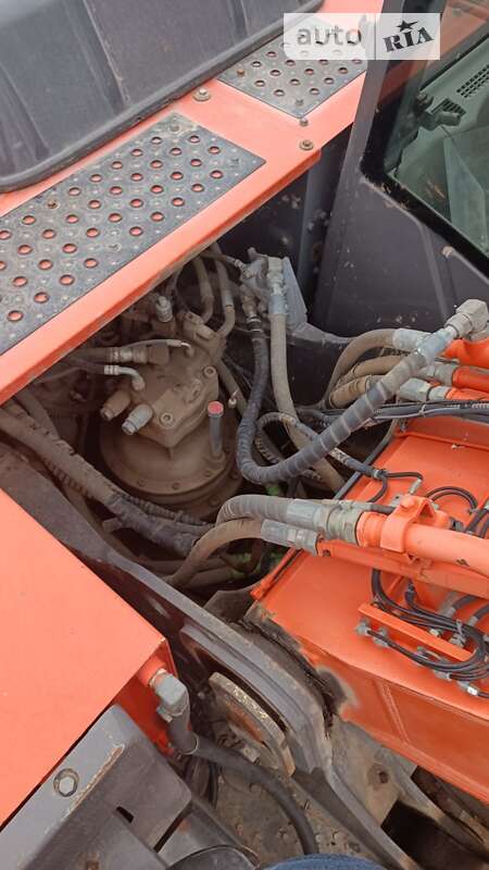 Экскаватор погрузчик Hitachi ZX 2009 в Одессе