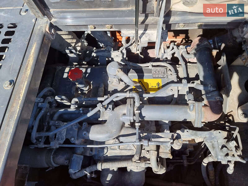 Гусеничный экскаватор Hitachi ZX 2015 в Одессе