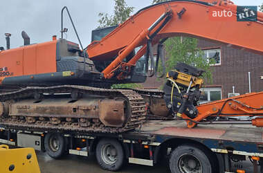 Гусеничный экскаватор Hitachi ZX 2015 в 