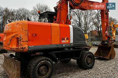 Колесный экскаватор Hitachi ZX 2010 в 