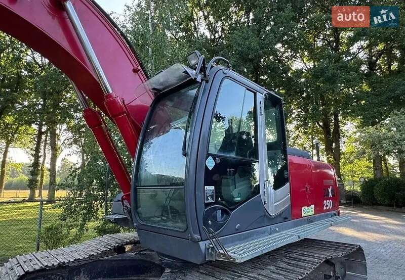 Гусеничный экскаватор Hitachi ZX 2011 в Киеве