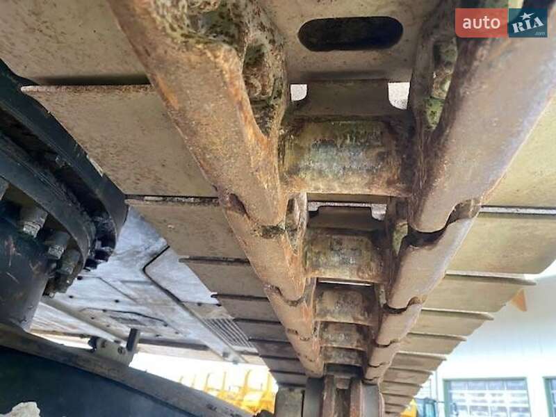 Гусеничный экскаватор Hitachi ZX 2013 в Киеве