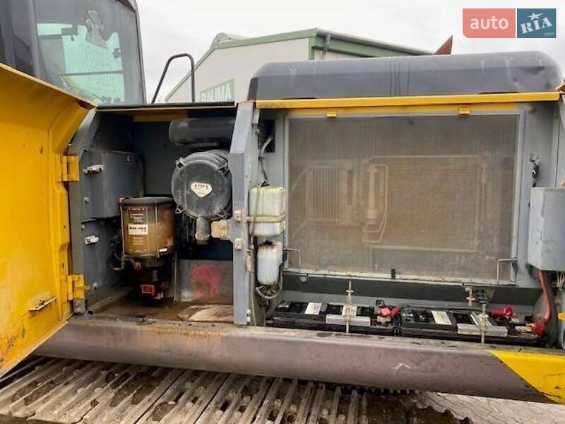 Гусеничный экскаватор Hitachi ZX 2013 в Киеве