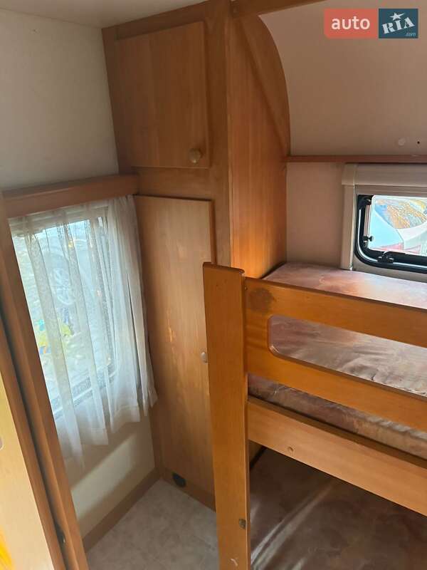 Причіп дача Hobby Deluxe 1995 в Чернівцях