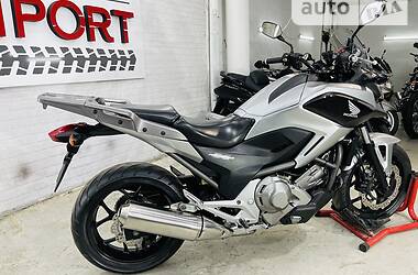 Мотоцикл Спорт-туризм Honda  2013 в 