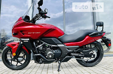 Мотоцикл Туризм Honda  2014 в Ровно