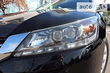 Седан Honda Accord 2013 в Ровно