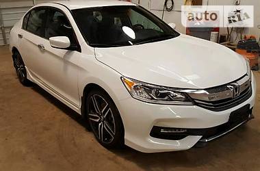 Седан Honda Accord 2016 в Киеве