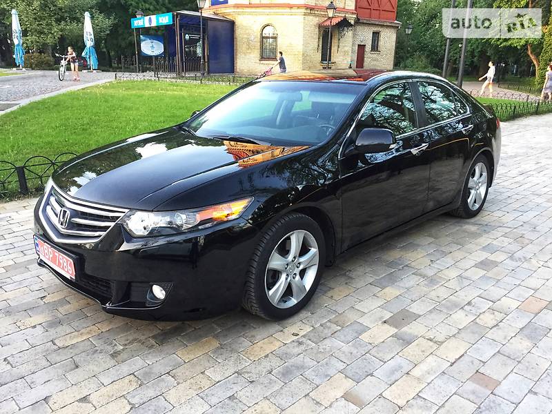 Honda Accord 2009 года